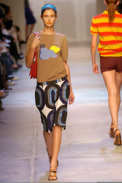 Look 7